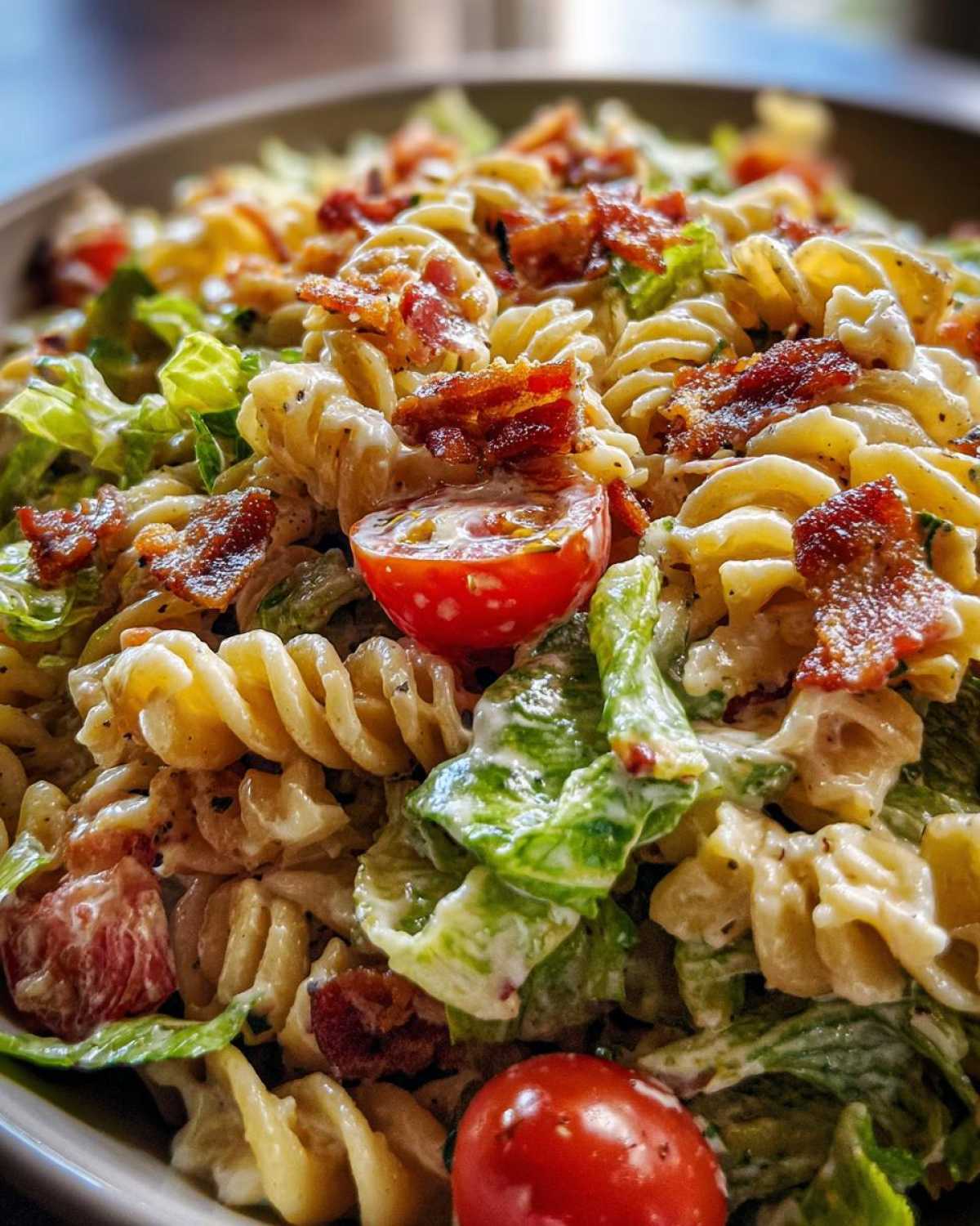 BLT Pasta Salad - detail 2