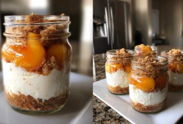 No-Bake Peach Cheesecake Jars
