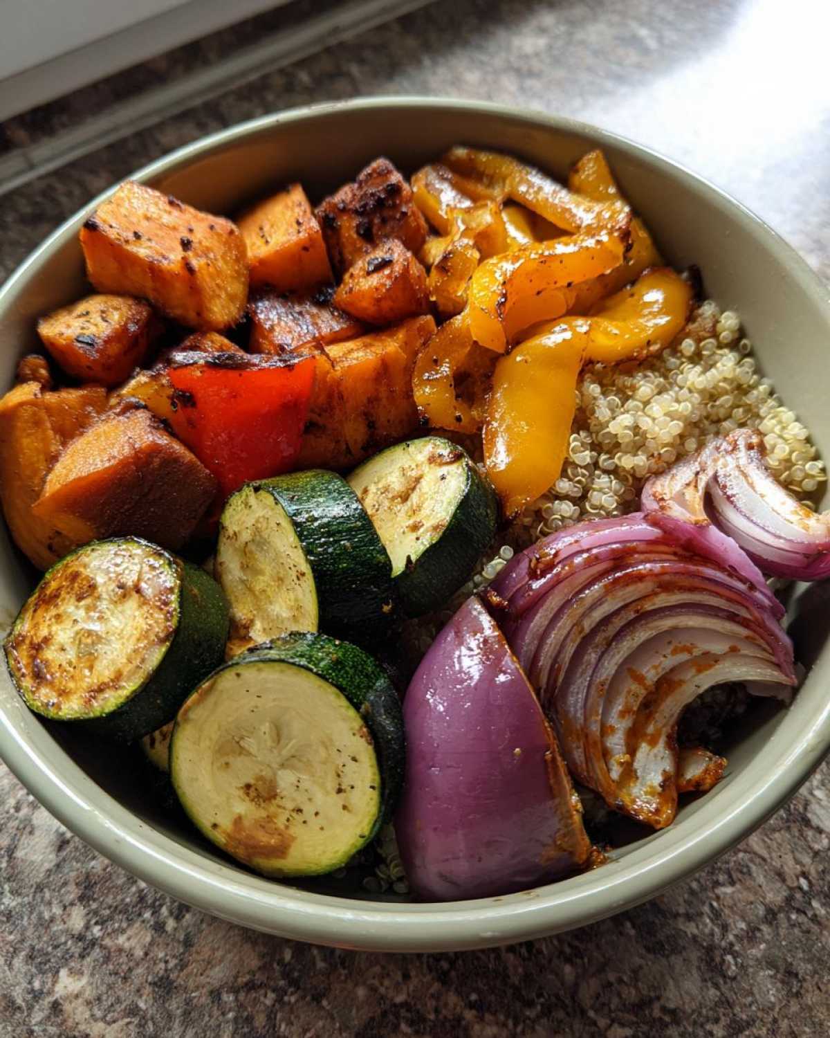 Roasted Veggie Grain Bowl - detail 3