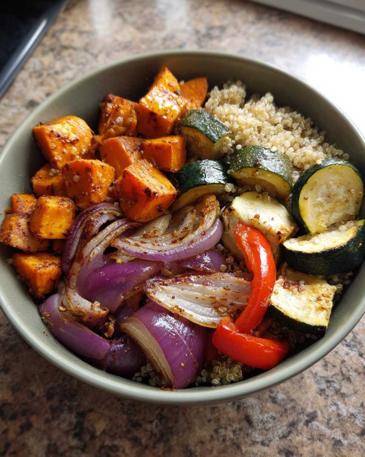 Roasted Veggie Grain Bowl - detail 4